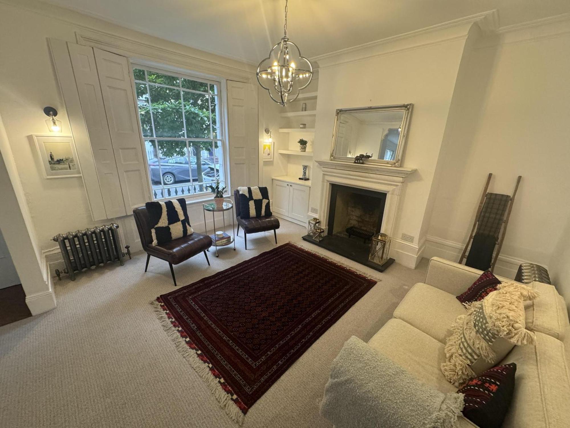 Ferienhaus Centrally Located Stunning 3bed 2bath Se1